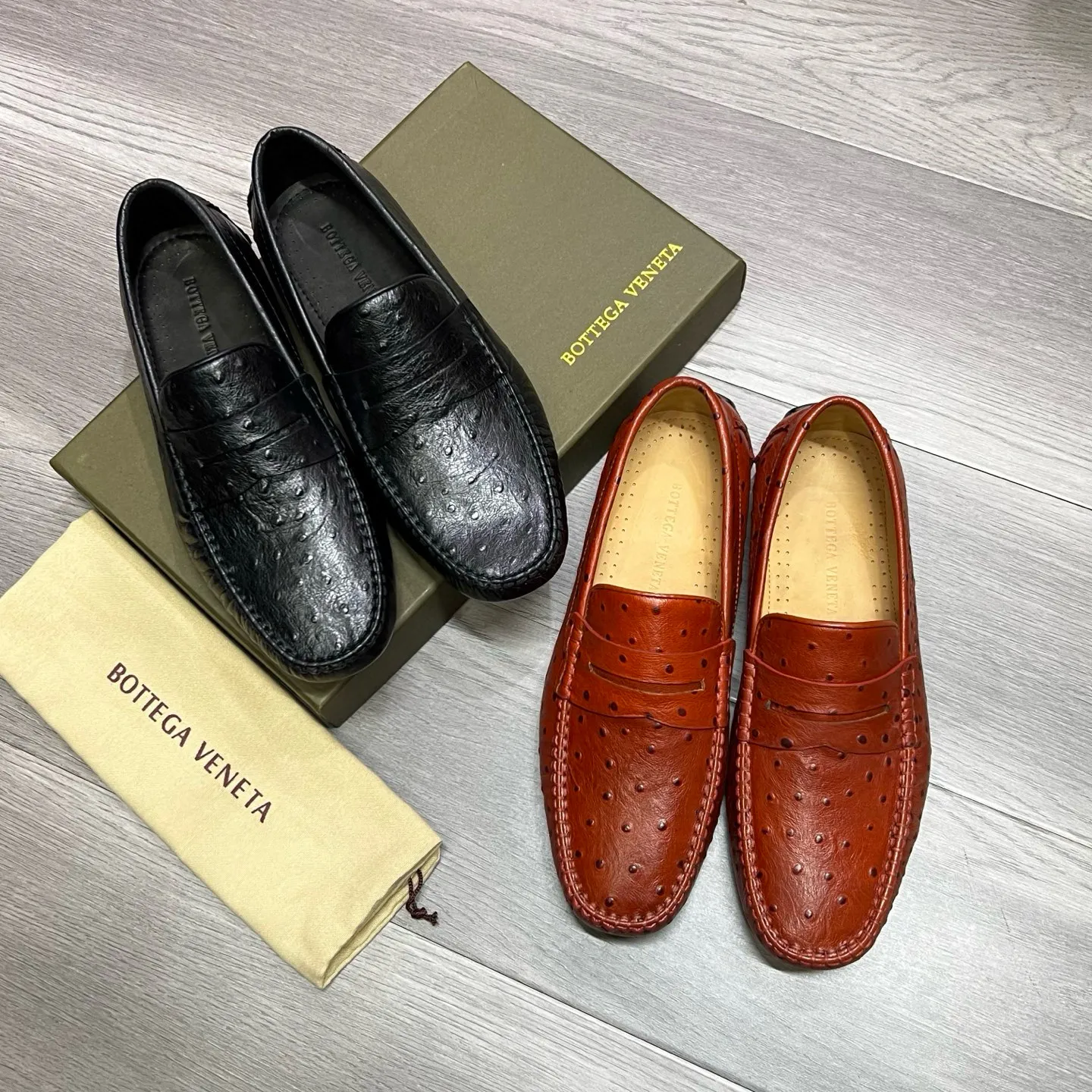 Factory price 458 new model BV〰️Handmade classic men's beanie shoes👉👉driving shoes, slip-on shoes, made of Italian imported cowhide, 💕water-dyed cowhide lining, 🔊original outsole, waterproof platform design, comfortable for the feet. A good choice for traveling and driving, two colors available, code number: 38-44, (45 can be customized)